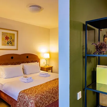 Hotel By Steiger 4*