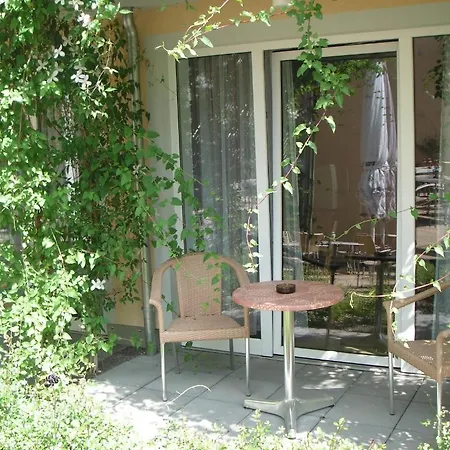Hotel By Steiger 4*