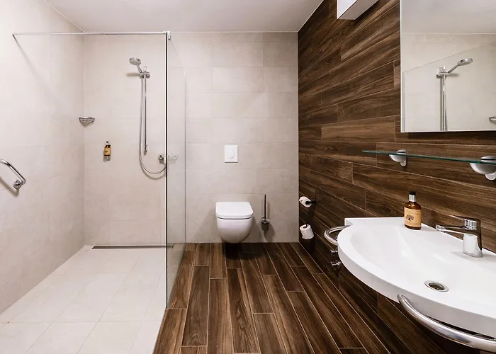 By Steiger 4* 바트샨다우